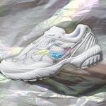 saucony-grid-web-white-iridescent-01.jpg